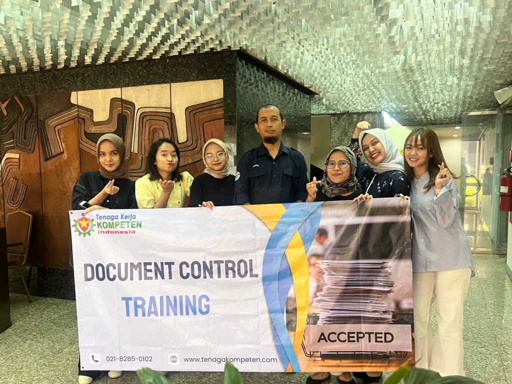 Document control, cewek cantik, peserta cantik,PT Tenaga Kerja Kompeten Indonesia